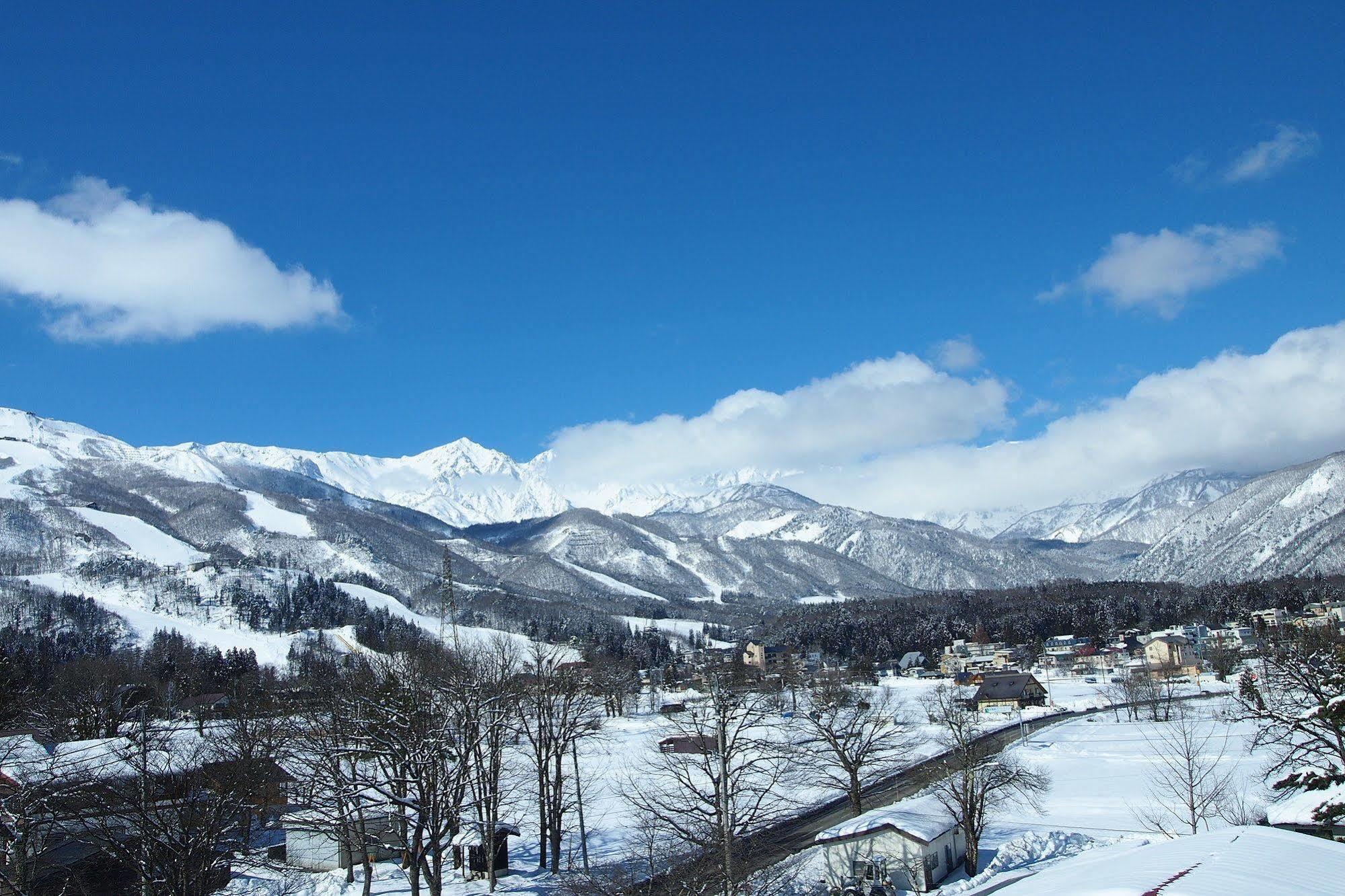 ホテル マウントサイドヨーデル 白馬村 エクステリア 写真