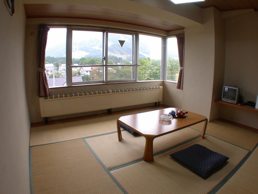 ホテル マウントサイドヨーデル 白馬村 部屋 写真